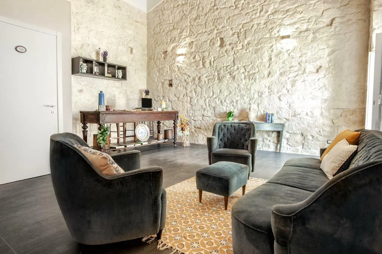 Vila Giardini Acantus Rosolini
